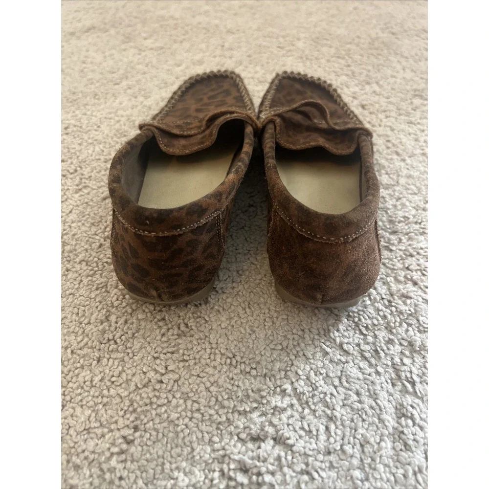Charleston Shoe Co Tradd‎ Leopard Nubuck Leather Moc Penny Loafer Shoe Womens 7